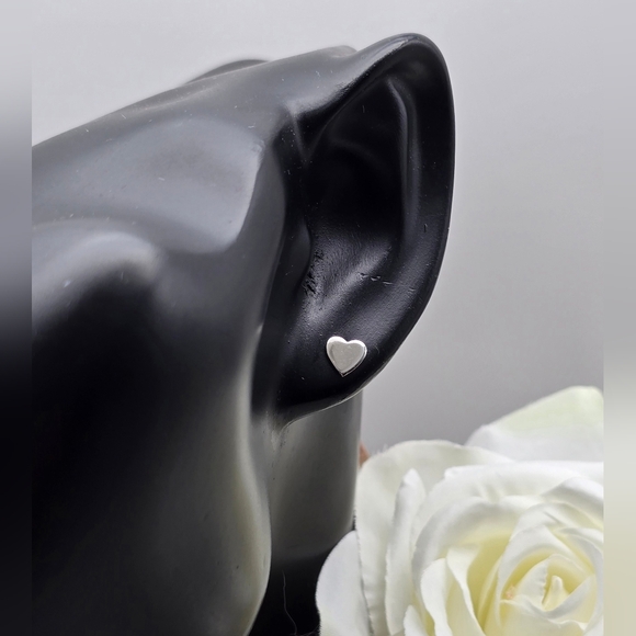DAINTY HEART STERLING SILVET STUD EARRINGS - Picture 2 of 4